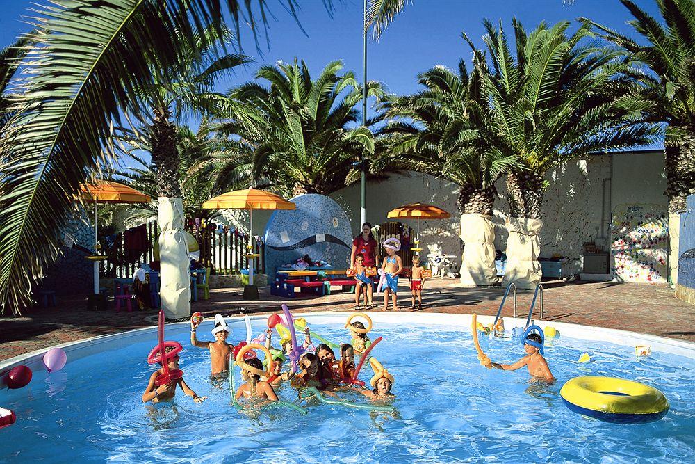 Granserena Hotel Torre Canne Extérieur photo