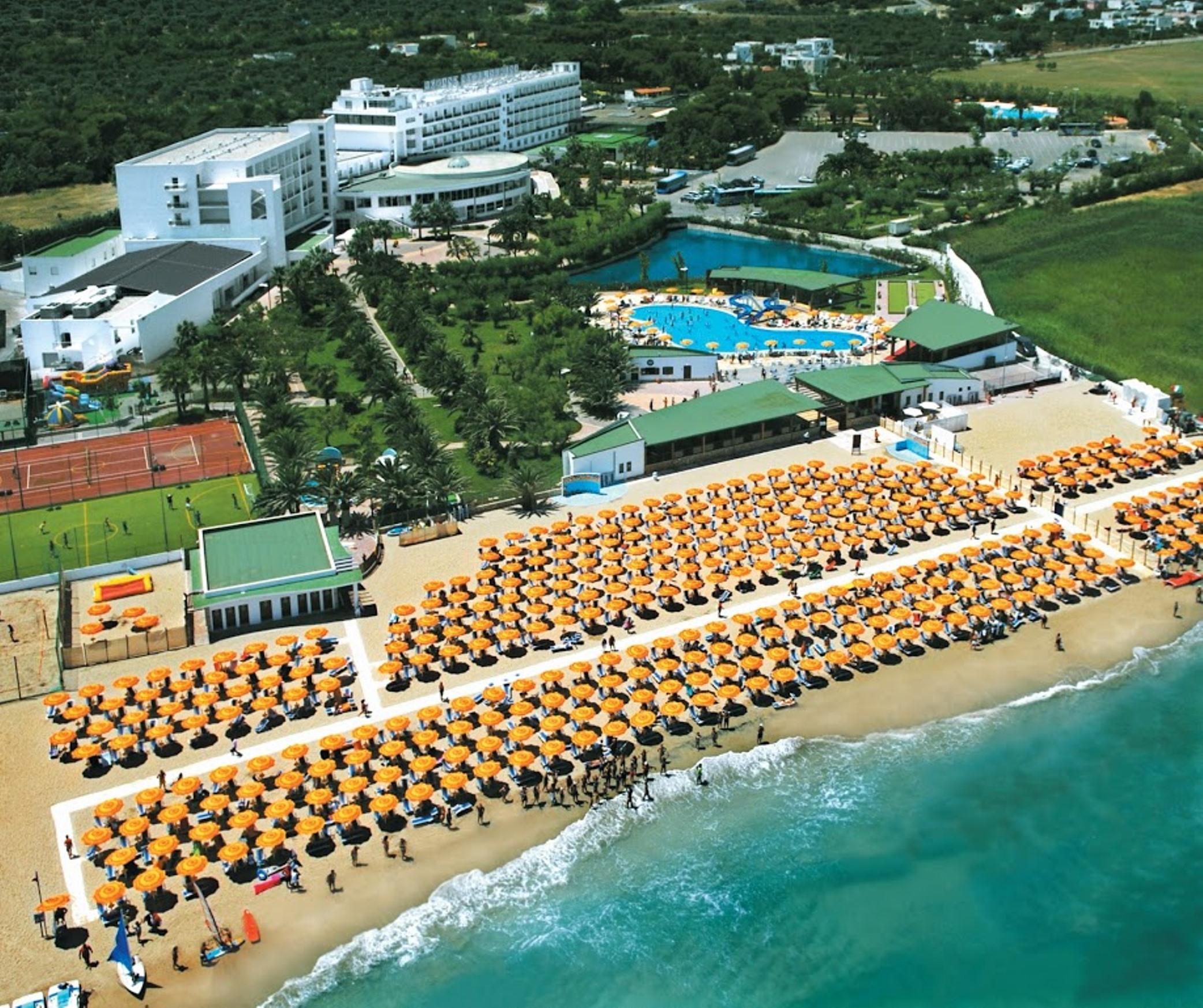 Granserena Hotel Torre Canne Extérieur photo