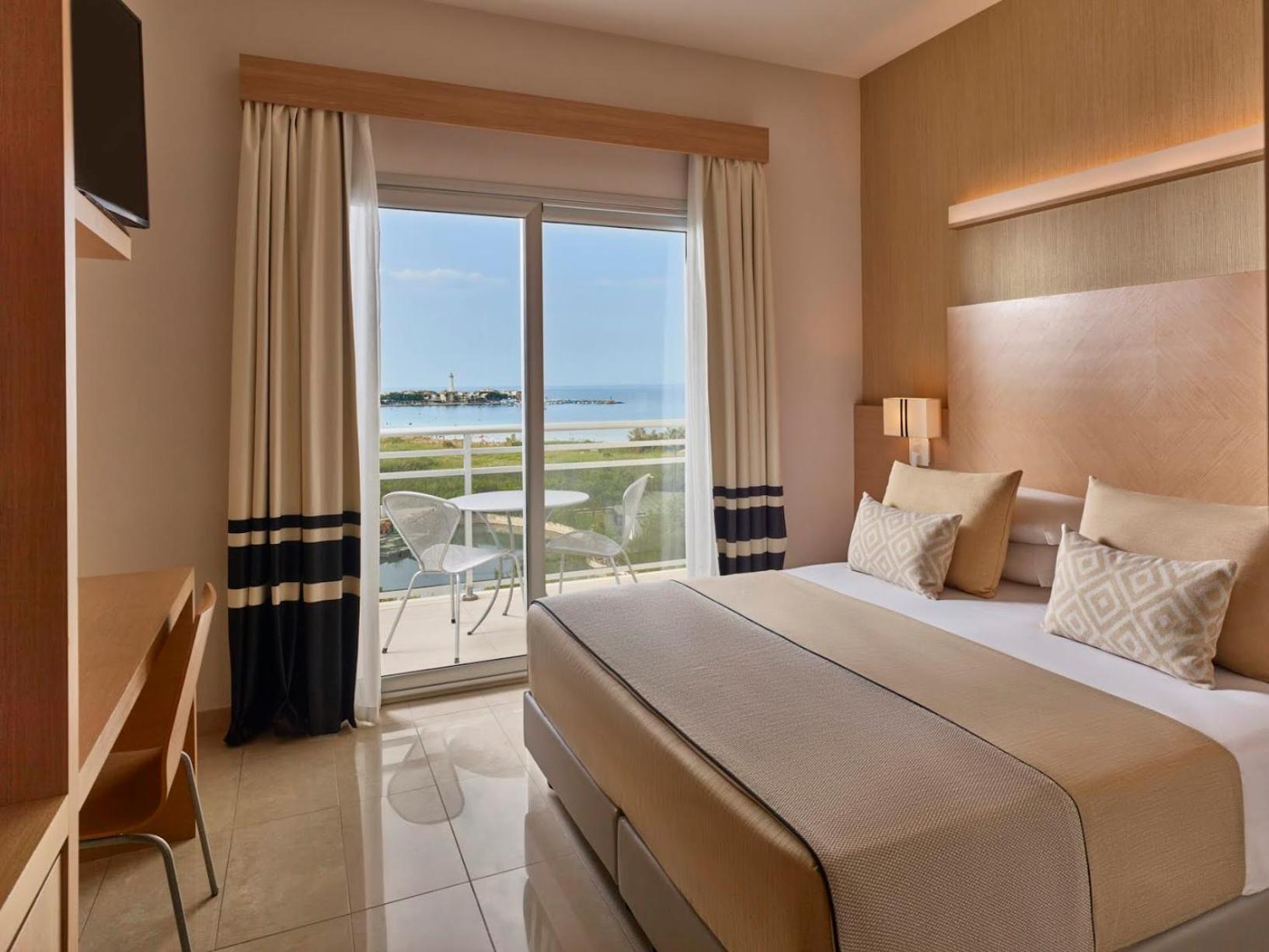 Granserena Hotel Torre Canne Chambre photo